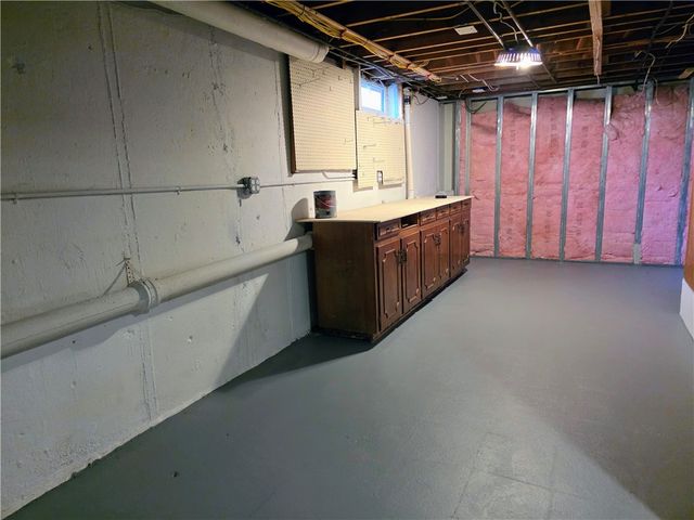 38 Bretton Woods Drive, Cranston, RI 02920