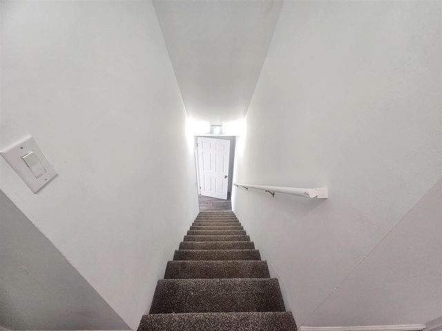 6015 Herbert Street, Westland, MI 48185