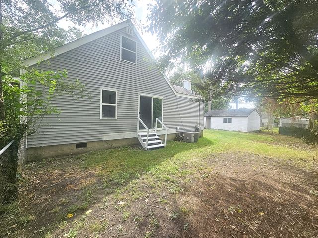 6015 Herbert Street, Westland, MI 48185