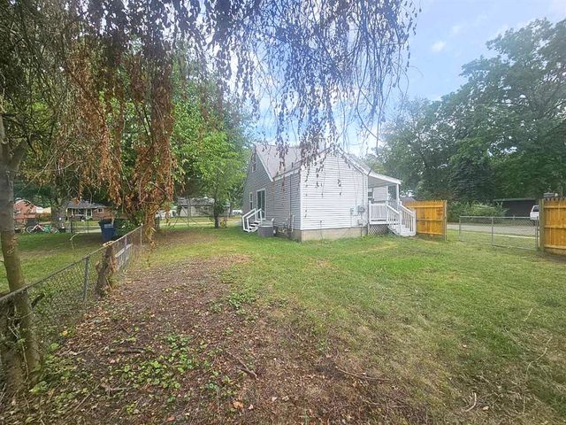 6015 Herbert Street, Westland, MI 48185