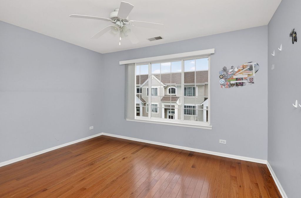 Image 19 of property listing at 1114 Andover Court, Glendale Heights, IL 60139