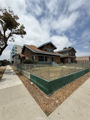 1403 Elm, Long Beach, CA 90813