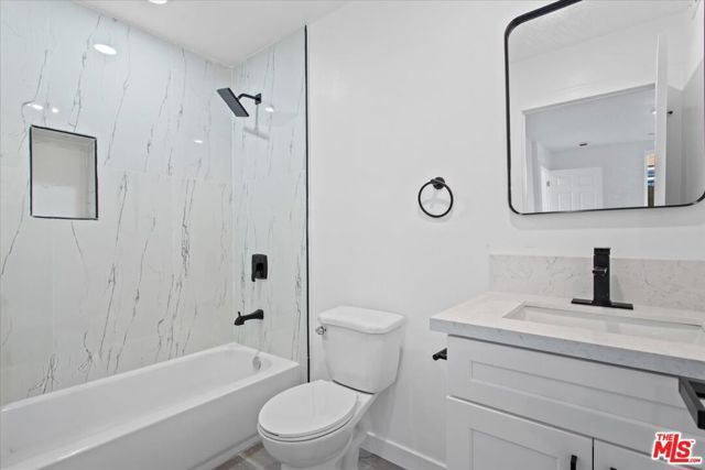 442 E 118th Street, Los Angeles, CA 90061