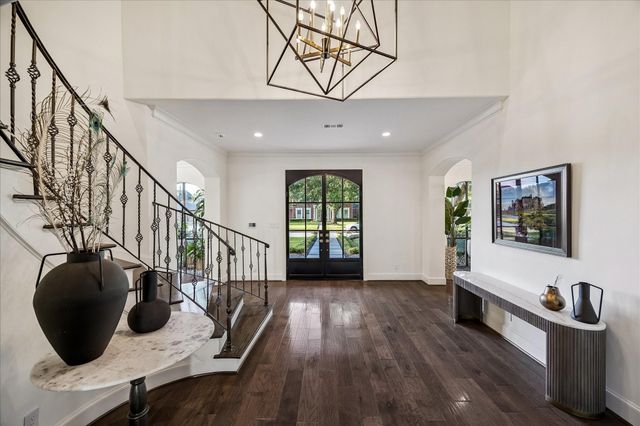 5201 Cedar Creek Drive, Houston, TX 77056