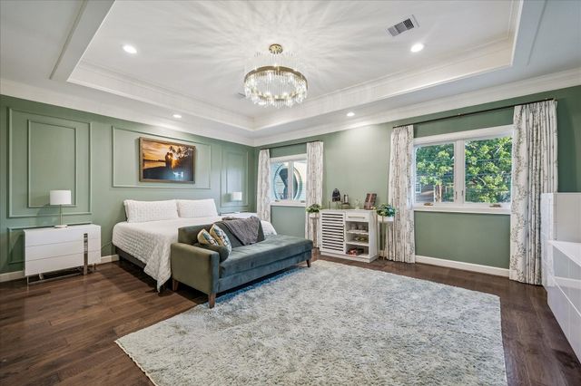 5201 Cedar Creek Drive, Houston, TX 77056