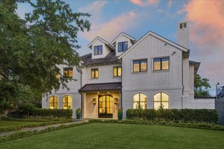 5201 Cedar Creek Drive, Houston, TX 77056