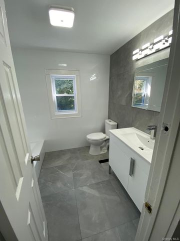 459 Clove Road, Monroe, NY 10950