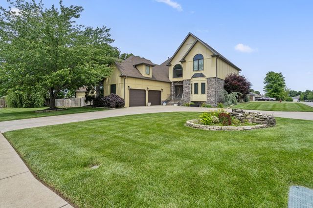3909 West Eaglecrest Street, Battlefield, MO 65619