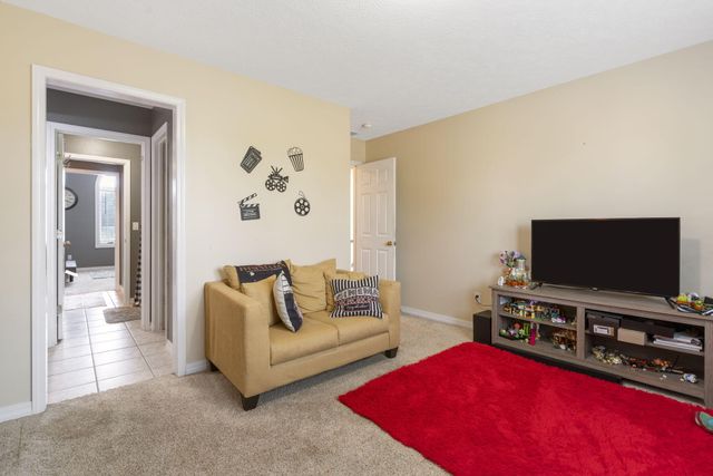3909 West Eaglecrest Street, Battlefield, MO 65619