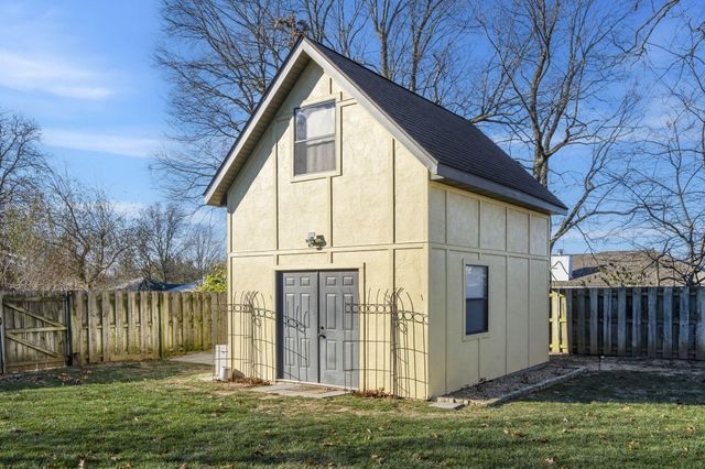 3909 West Eaglecrest Street, Battlefield, MO 65619