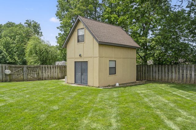 3909 West Eaglecrest Street, Battlefield, MO 65619