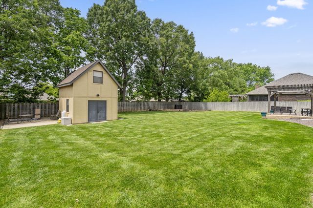 3909 West Eaglecrest Street, Battlefield, MO 65619