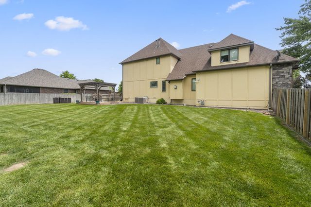 3909 West Eaglecrest Street, Battlefield, MO 65619