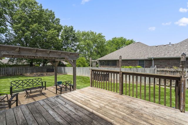 3909 West Eaglecrest Street, Battlefield, MO 65619