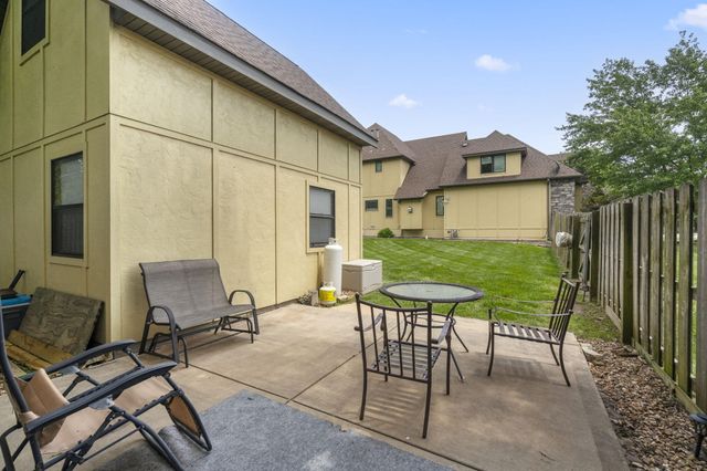 3909 West Eaglecrest Street, Battlefield, MO 65619