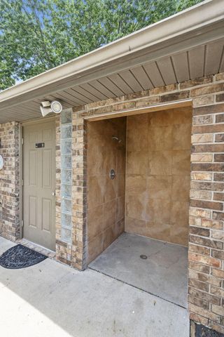 3909 West Eaglecrest Street, Battlefield, MO 65619