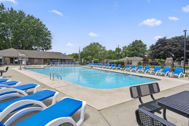 3909 West Eaglecrest Street, Battlefield, MO 65619
