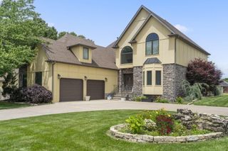 3909 West Eaglecrest Street, Battlefield, MO 65619