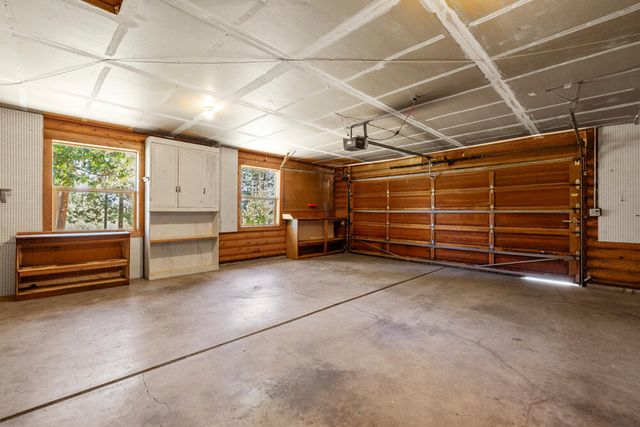 15333 Green Wing Loop, Klamath Falls, OR 97601