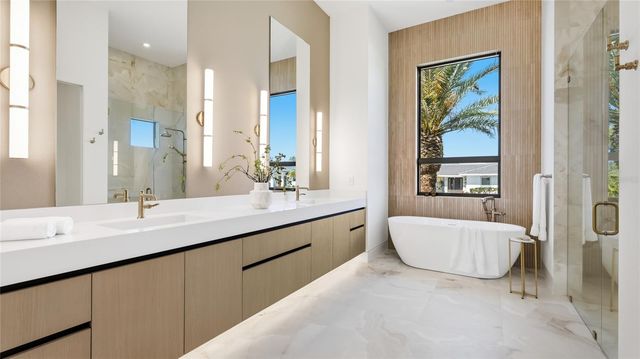 530 CHIPPING LANE, Longboat Key, FL 34228