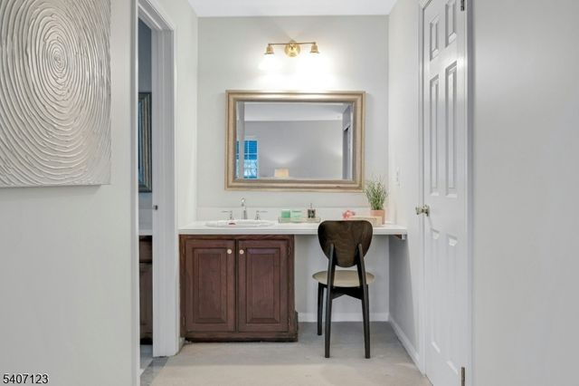 299 Riveredge Dr, Chatham Twp., NJ 07928