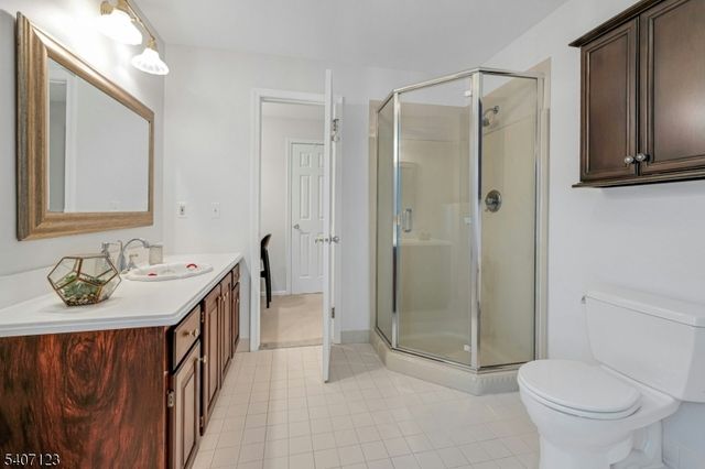 299 Riveredge Dr, Chatham Twp., NJ 07928