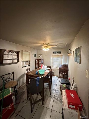 94 Bethesda Drive, Belleville, IL 62223