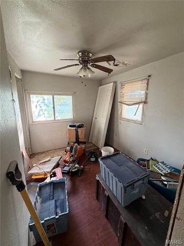 94 Bethesda Drive, Belleville, IL 62223
