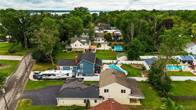 9326 Rivershore Drive, Niagara Falls, NY 14304