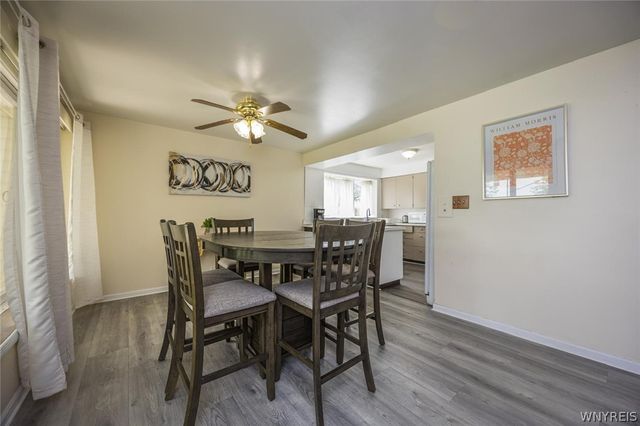 9326 Rivershore Drive, Niagara Falls, NY 14304