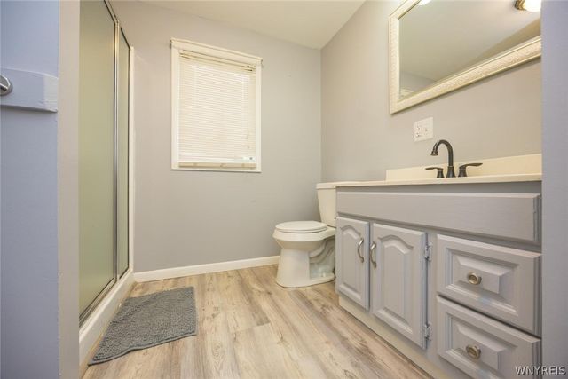 9326 Rivershore Drive, Niagara Falls, NY 14304