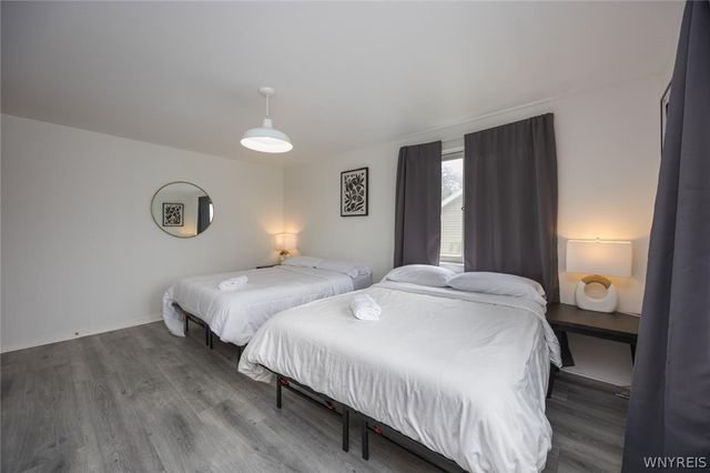 9326 Rivershore Drive, Niagara Falls, NY 14304