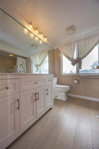 9326 Rivershore Drive, Niagara Falls, NY 14304