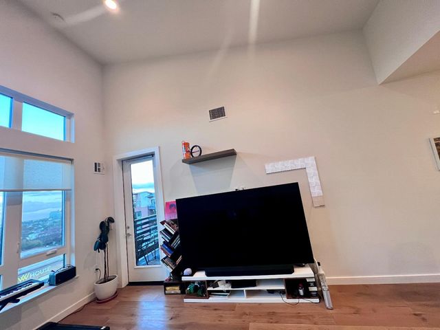 400 El Camino Real 403, Belmont, CA 94002