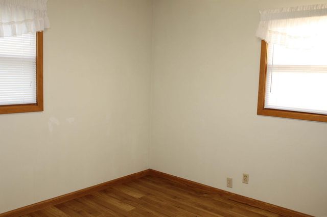 131 Niagara Drive, Waterloo, IA 50701