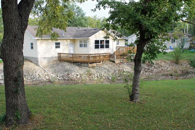 131 Niagara Drive, Waterloo, IA 50701