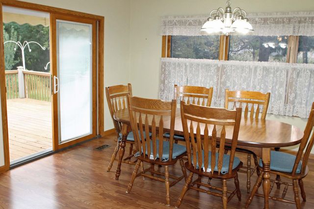 131 Niagara Drive, Waterloo, IA 50701