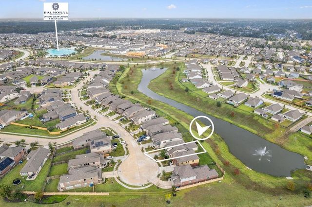 15710 Cairnwell Bend Drive, Humble, TX 77346