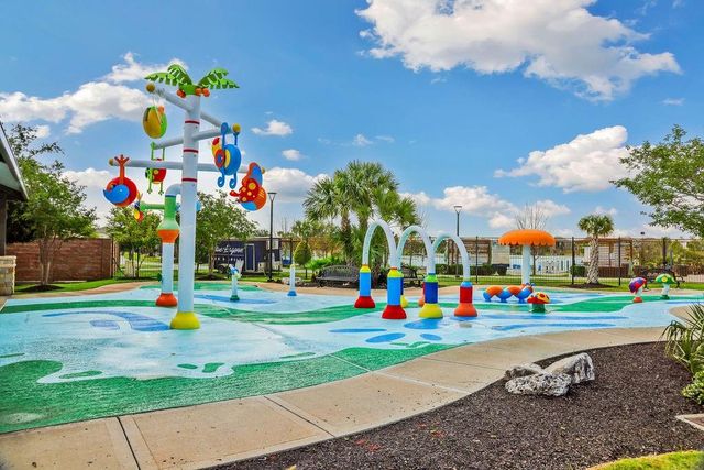 15710 Cairnwell Bend Drive, Humble, TX 77346