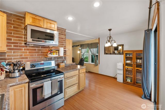 12712 58th Avenue E, Puyallup, WA 98373