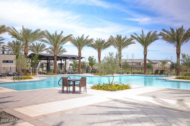 7865 W BRYCE Lane, Glendale, AZ 85303