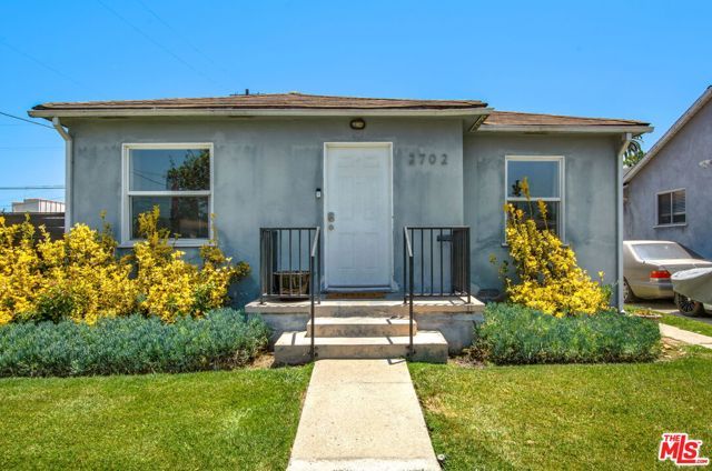 2702 Thurman Avenue, Los Angeles, CA 90016