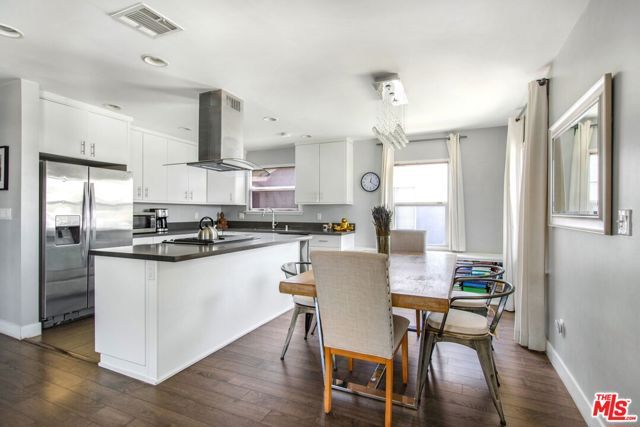 2702 Thurman Avenue, Los Angeles, CA 90016