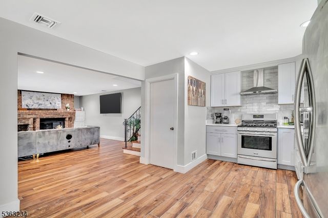 39 Garwood St, South River Boro, NJ 08882