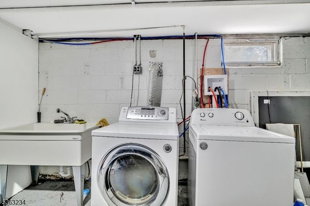 39 Garwood St, South River Boro, NJ 08882