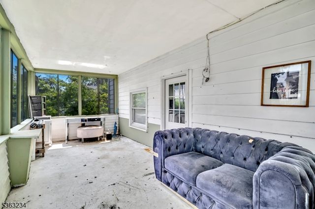 39 Garwood St, South River Boro, NJ 08882