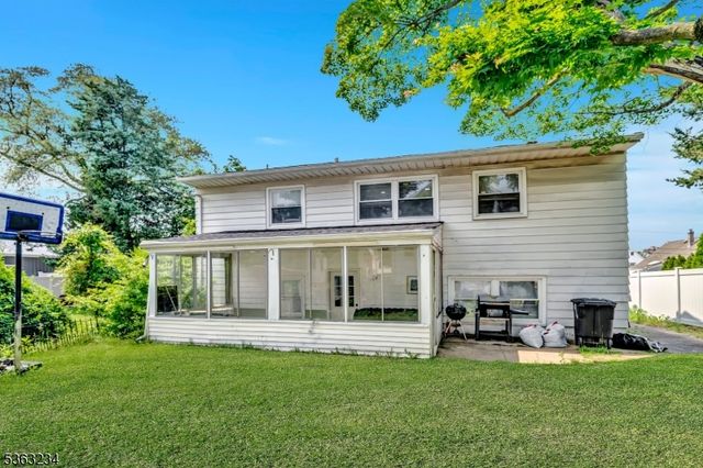 39 Garwood St, South River Boro, NJ 08882