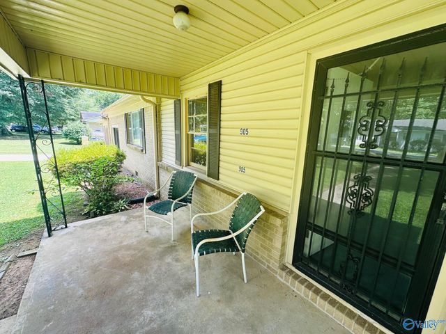 905 Snowden Circle, Boaz, AL 35957