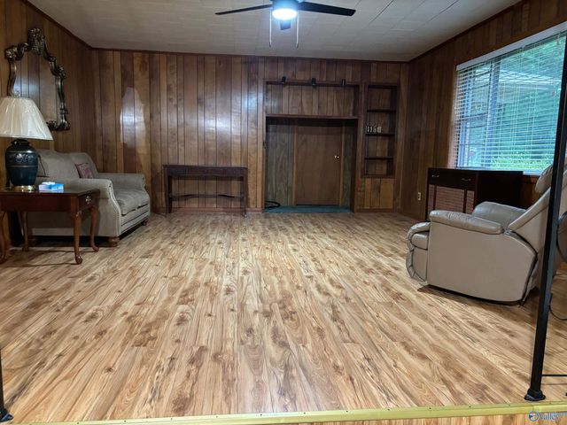 905 Snowden Circle, Boaz, AL 35957