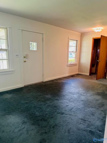 905 Snowden Circle, Boaz, AL 35957